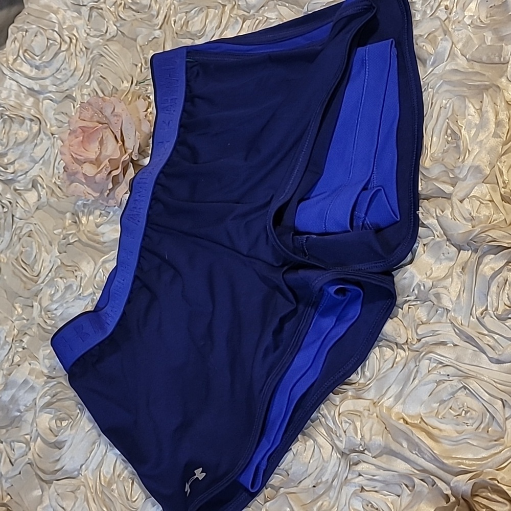 Under Amour Womens Workout  Shorts -  Size Sm / P.